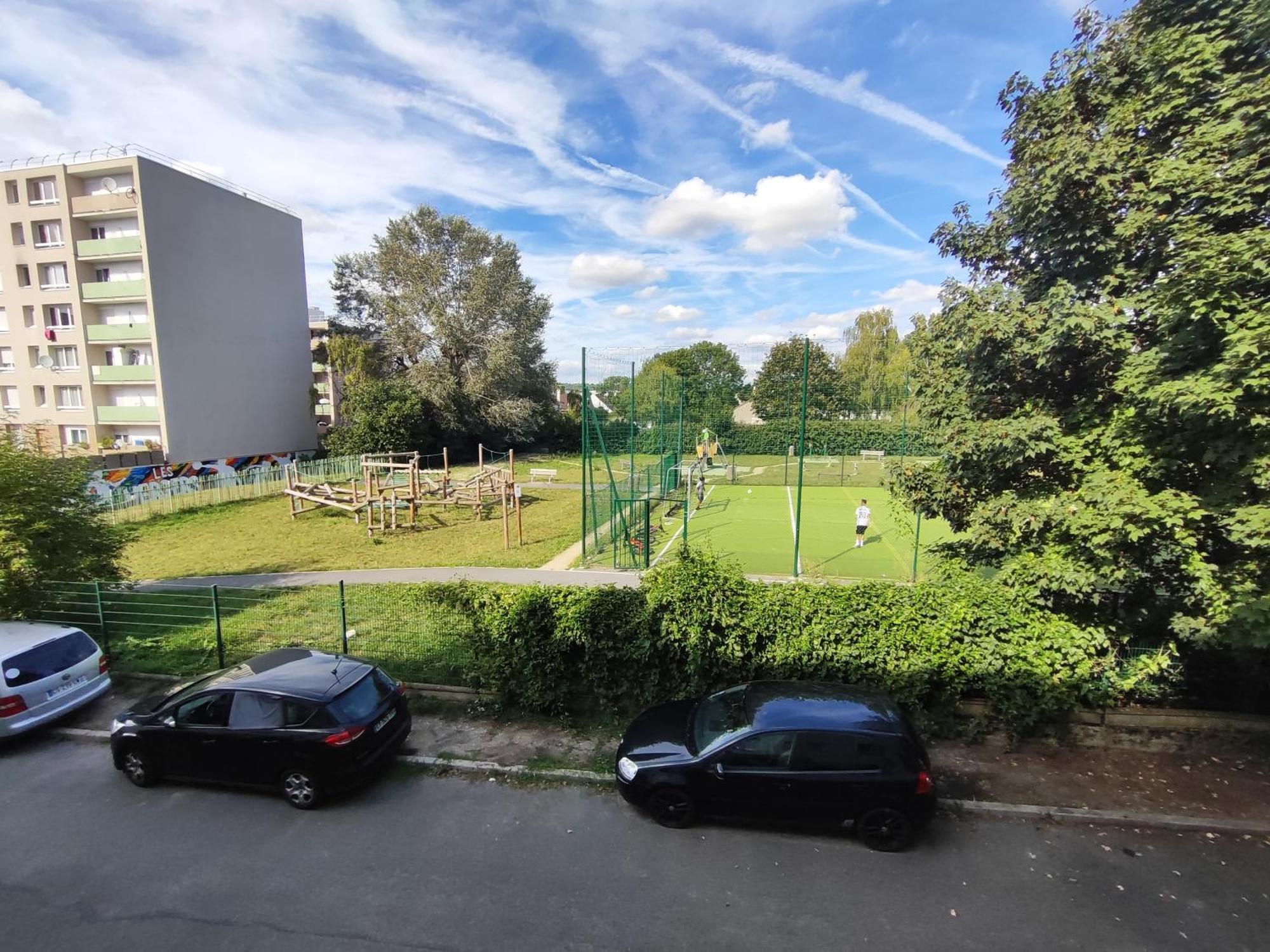Room & Parking In Shared Appartment With Proprietor L 25 Mins From Paris Gare Du Nord, Cdg Airport & Stade De France Montmagny 外观 照片